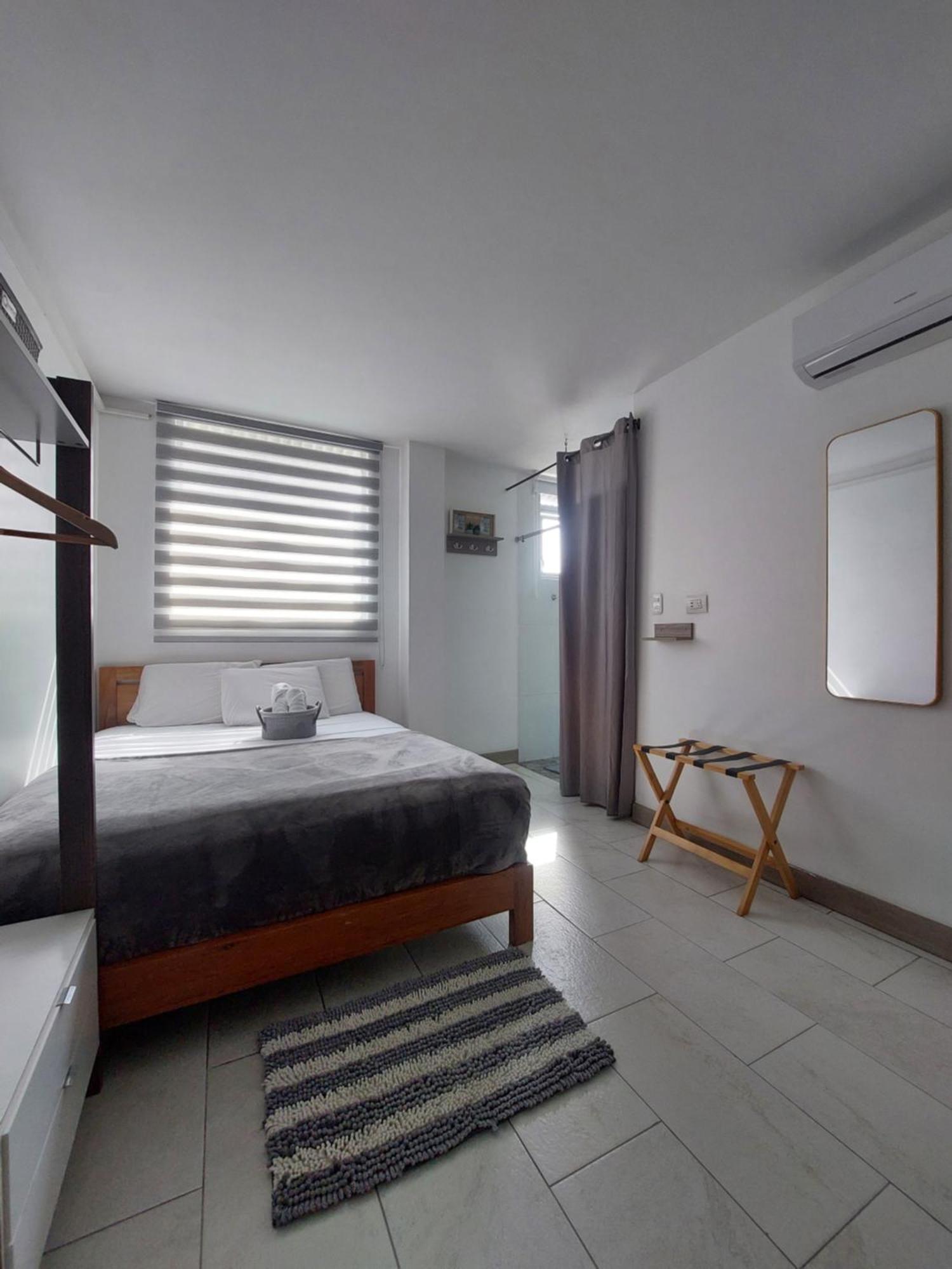 Libertad 109 Hotel Con Generador Electrico La Libertad Zewnętrze zdjęcie
